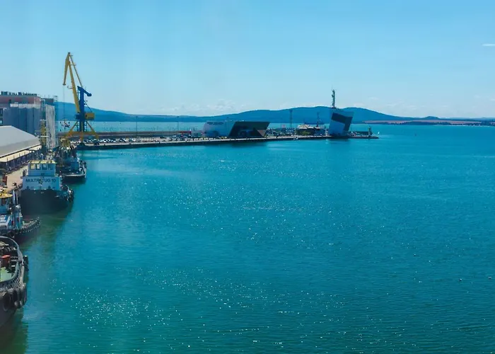 Хотел Marina Бургас