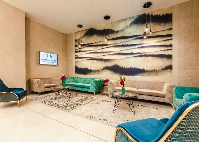 Marina Хотел 3*