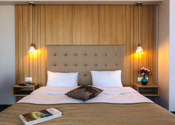 Хотел Marina 3*