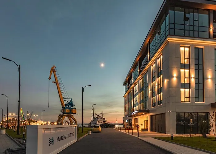 Marina 3* Бургас