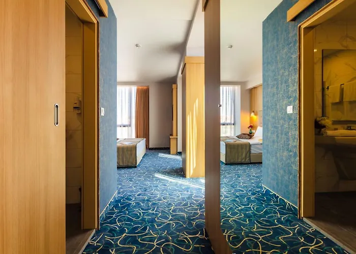 Marina Hotel 3*